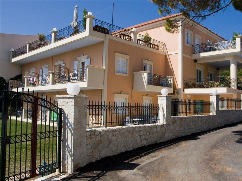 Lazaratos Hotel Kouvalata Exterior foto